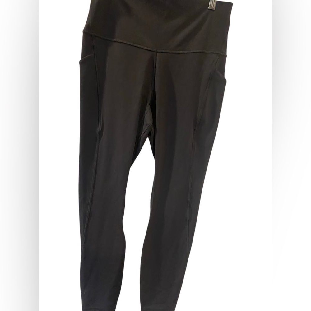 59. NWT Lululemon align pocket pants Size 10